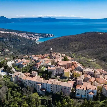 ヴィラ Beautiful Marevista With Sea View And Pool In Labin Near Rabac